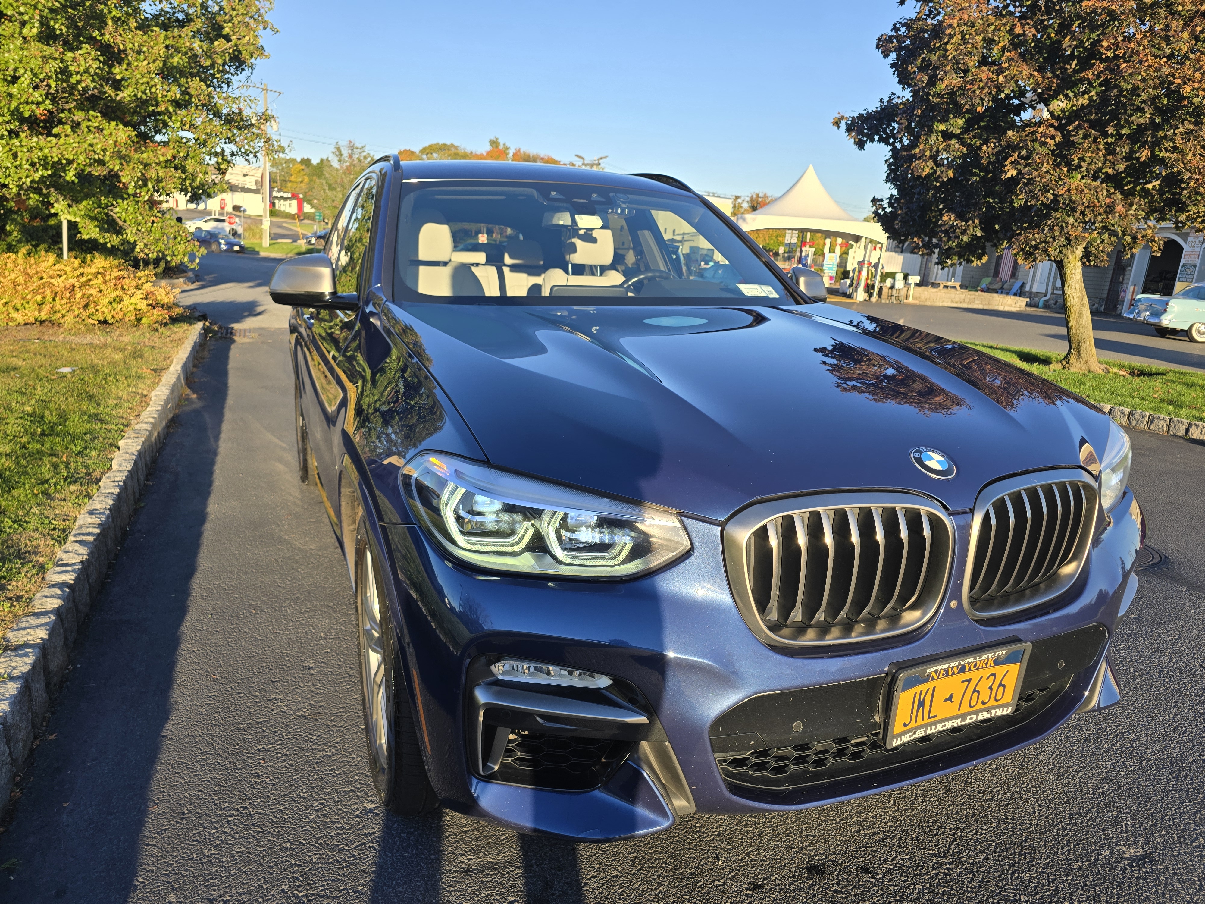 Used 2019 BMW X3 M40i w/ Parking Assistance Package AWD/4WD image 10