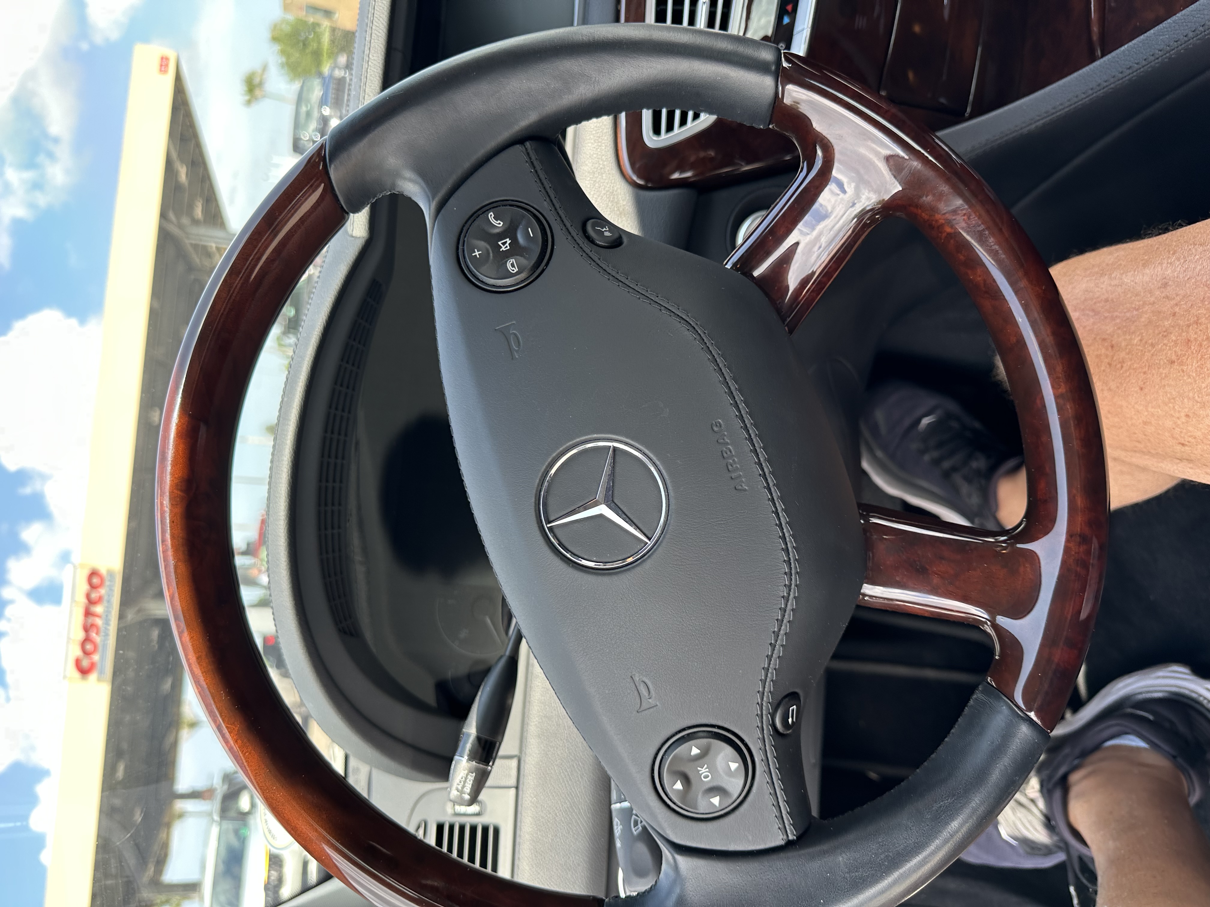 Used 2008 Mercedes-Benz CL 550 image 8