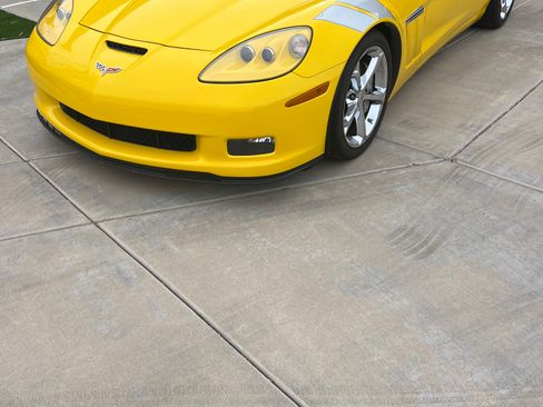 Used 2011 Chevrolet Corvette Grand Sport w/ Preferred Equipment Group image 10