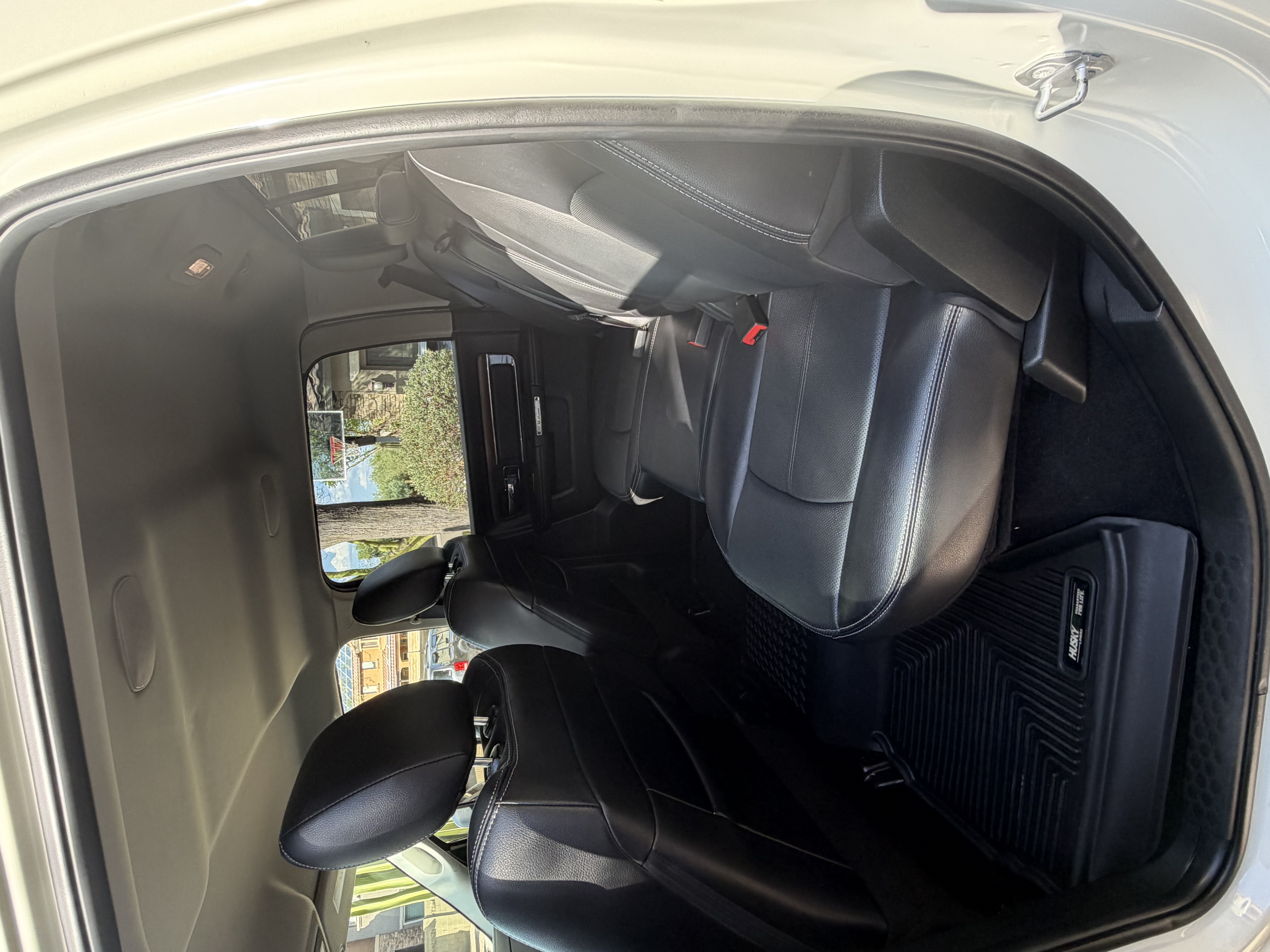 Used 2018 RAM 1500 Laramie w/ Protection Group AWD/4WD image 10