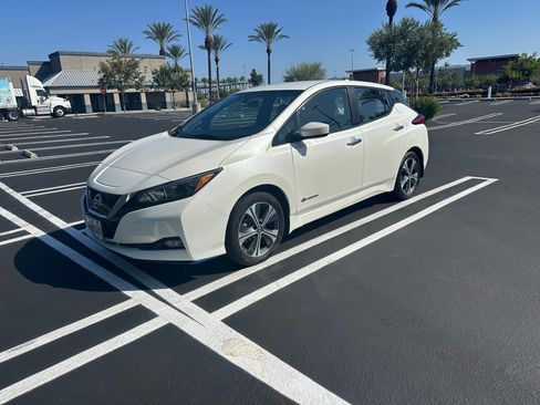 Used 2019 Nissan Leaf SV Plus w/ SV All Weather Package FWD image 1