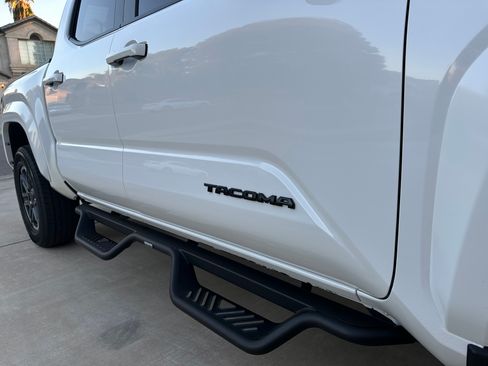 Used 2024 Toyota Tacoma TRD Sport w/ TRD Sport Upgrade Package RWD image 14