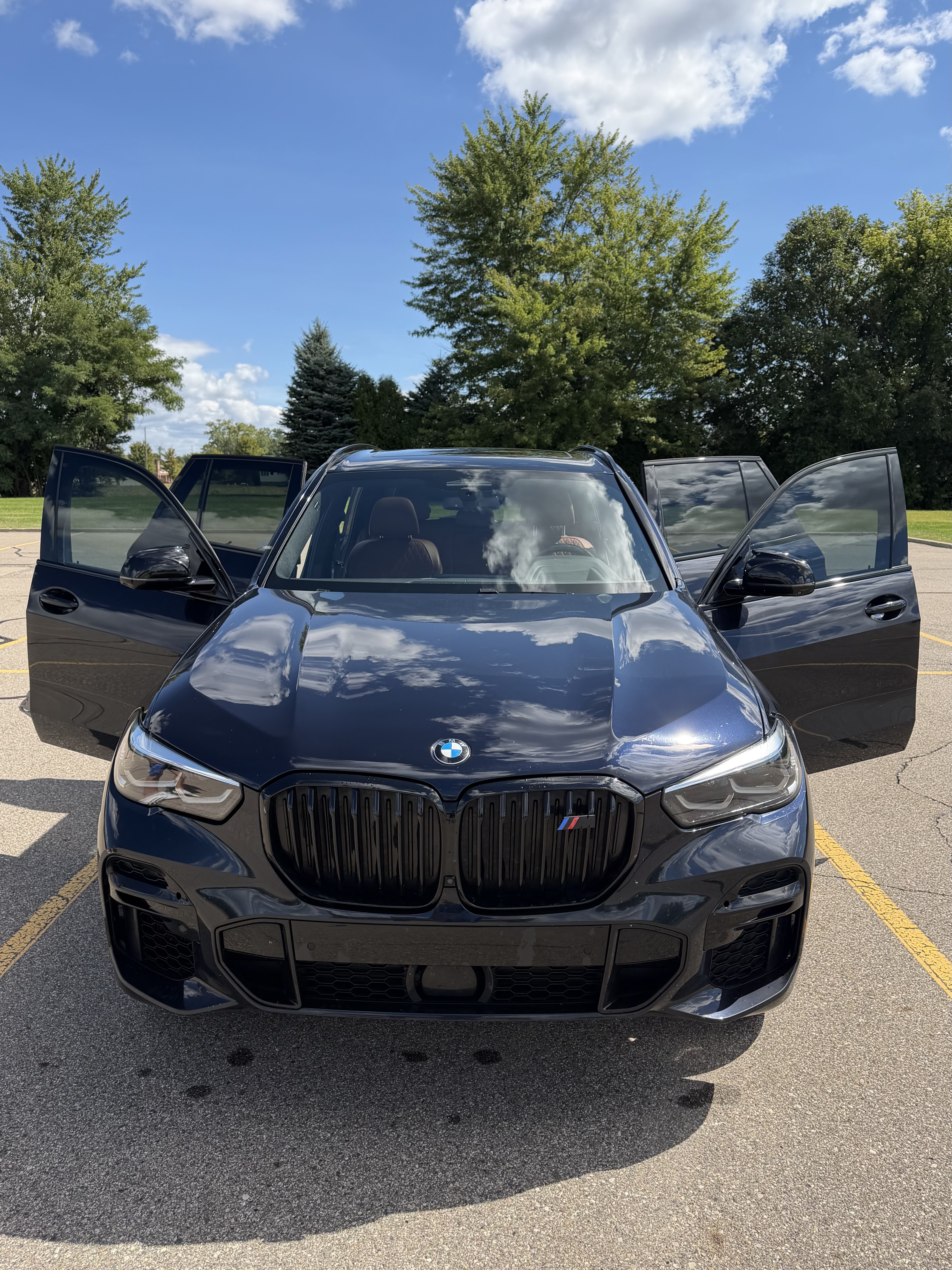 Used 2022 BMW X5 M50i w/ Premium Enhanced Package AWD/4WD image 6