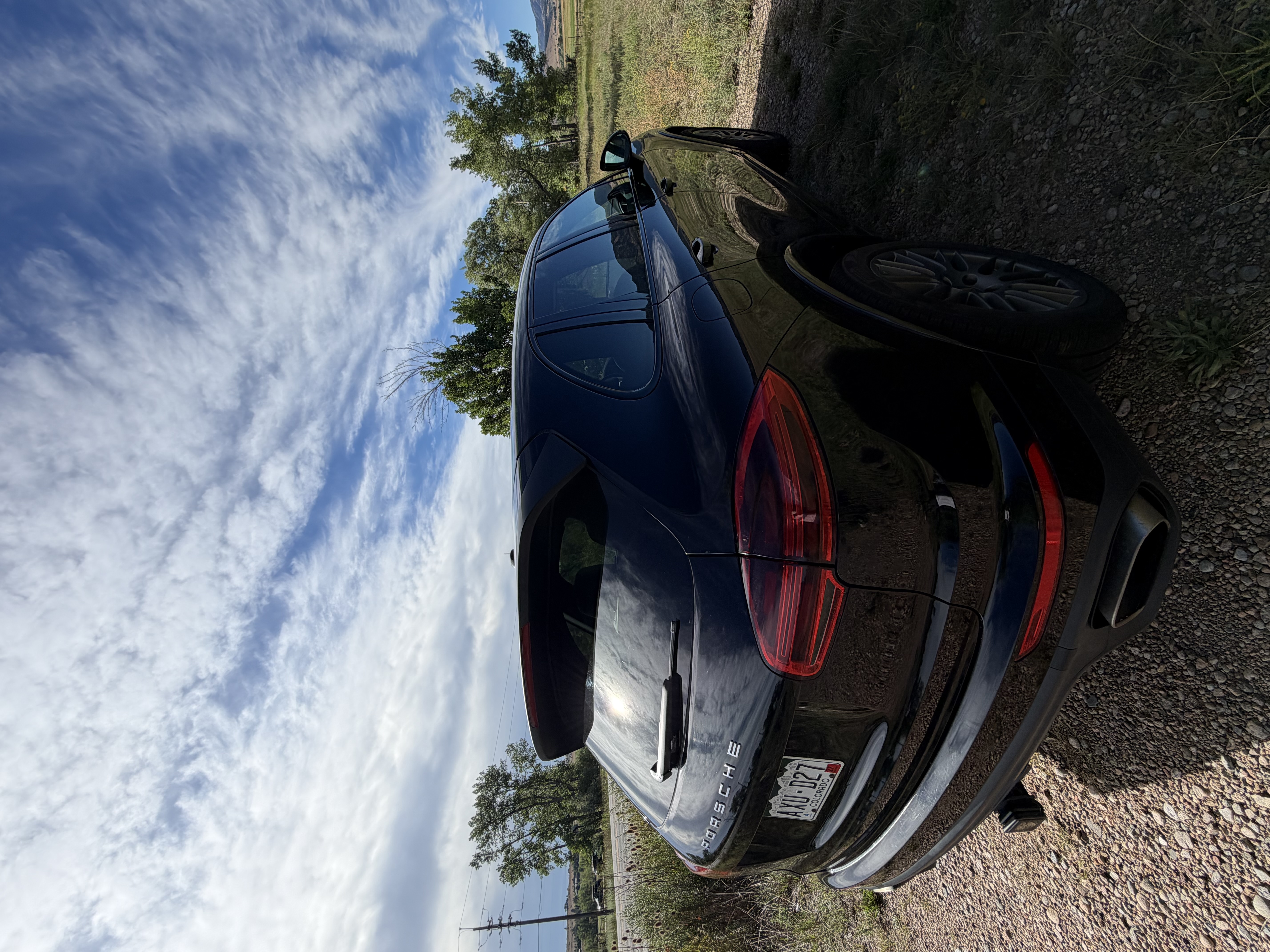Used 2018 Porsche Cayenne Platinum Edition AWD/4WD image 2