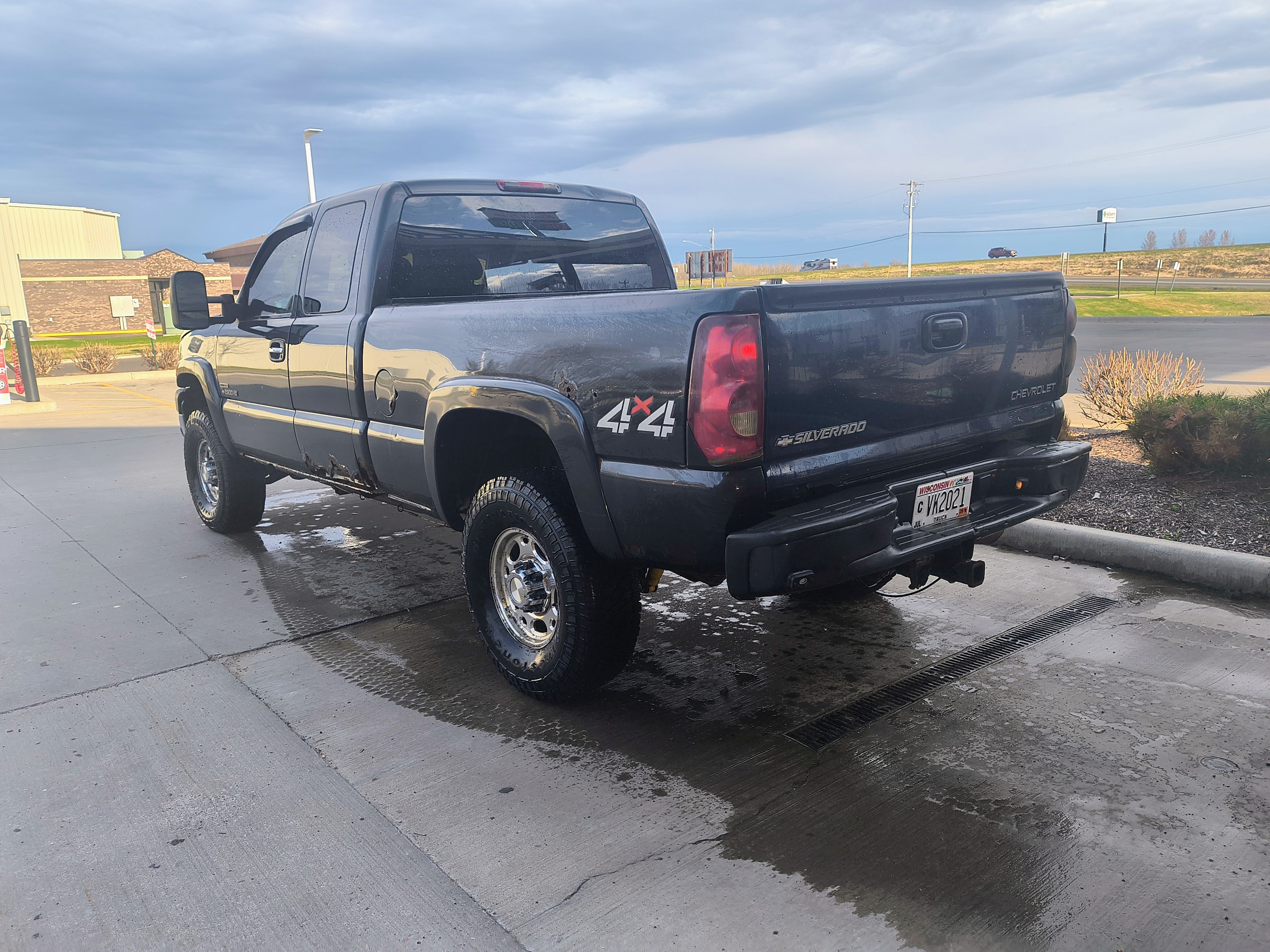 Used 2003 Chevrolet Silverado 2500 LS w/ Snow Plow Prep Package AWD/4WD image 5