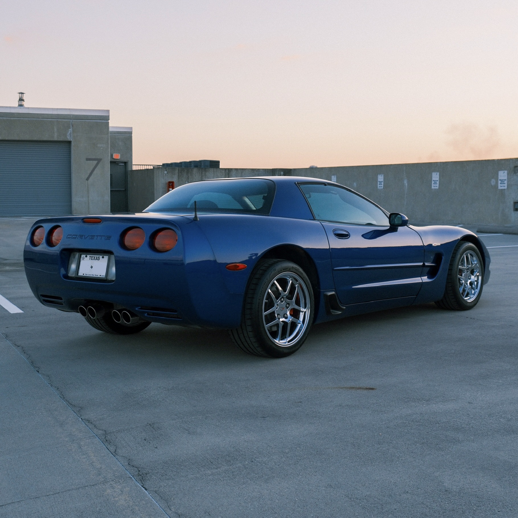 Used 2003 Chevrolet Corvette Z06 w/ Memory Package, 3 Drivers RWD image 12