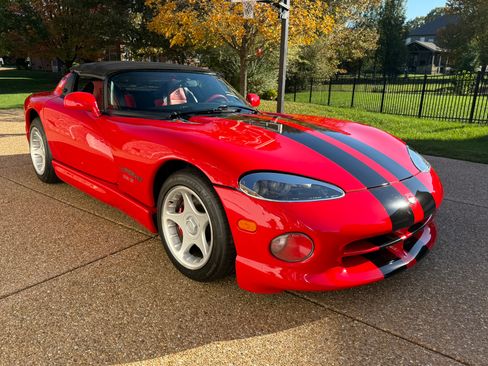 Used 1997 Dodge Viper RT/10 image 22