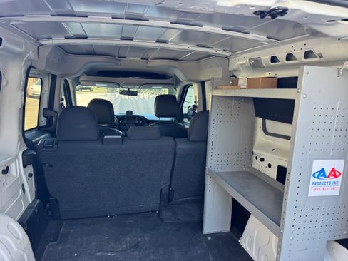 Used 2022 RAM ProMaster City Tradesman FWD image 11