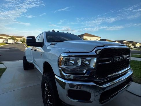 Used 2023 RAM 3500 Tradesman w/ Chrome Appearance Group AWD/4WD image 1