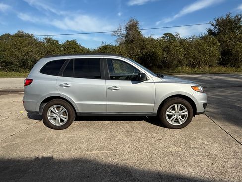 Used 2010 Hyundai Santa Fe GLS image 1