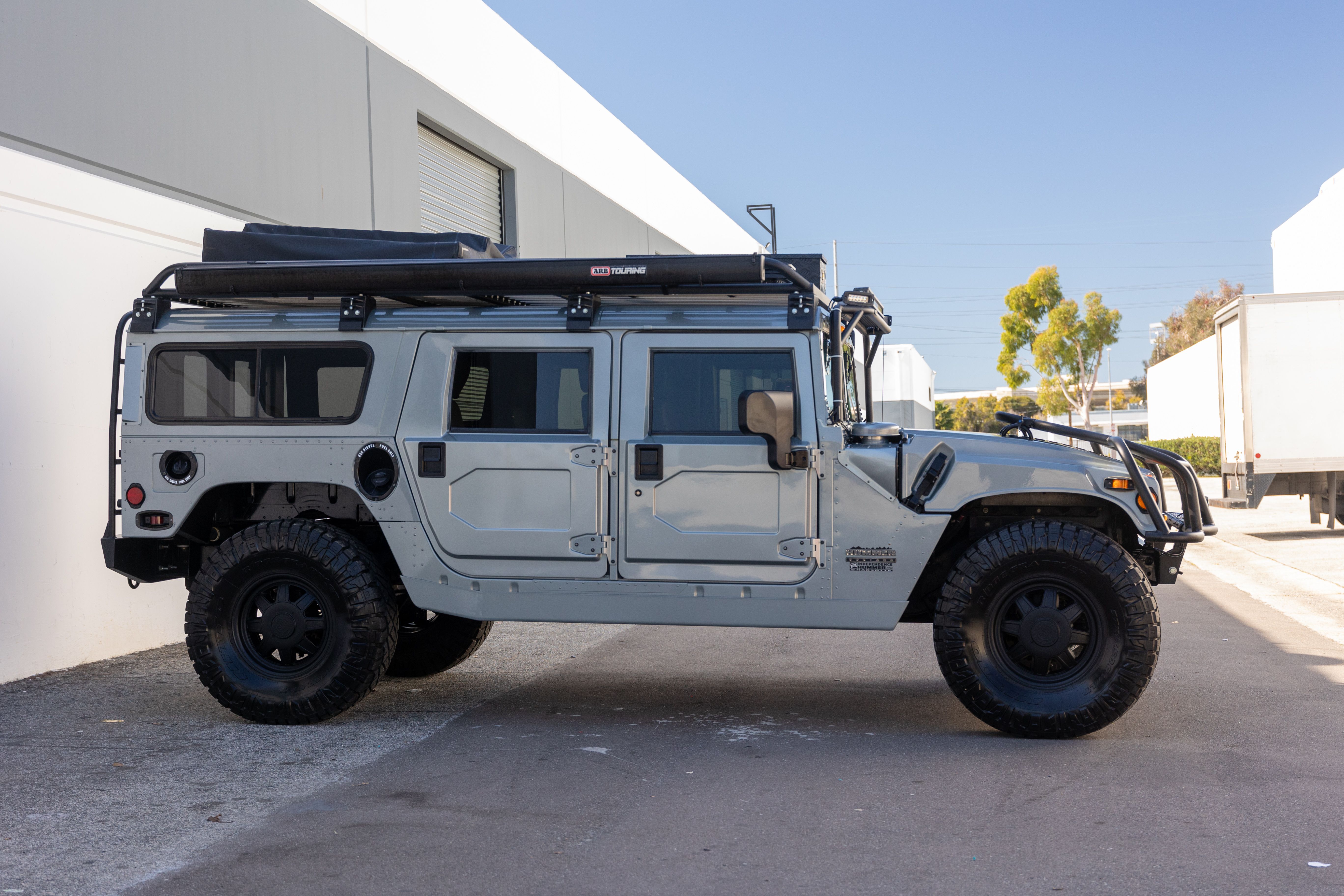 Used 2001 HUMMER H1 4-Door Wagon AWD/4WD image 4