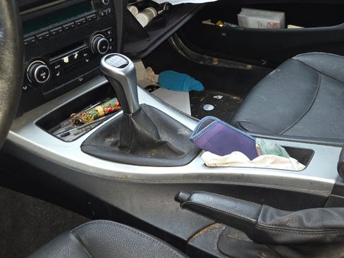 Used 2010 BMW 335i xDrive Sedan image 6