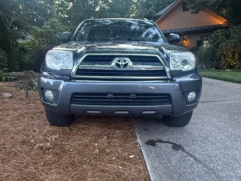 Used 2008 Toyota 4Runner Sport RWD image 2