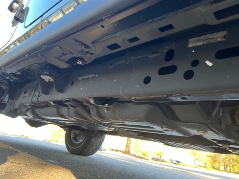 Used 2021 Jeep Gladiator Sport image 23