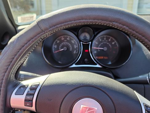 Used 2007 Saturn Sky w/ Premium Trim Pkg image 25