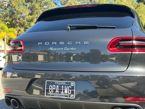 Used 2017 Porsche Macan Turbo AWD/4WD image 5