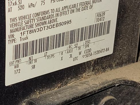 Used 2016 Ford F350 Lariat w/ Lariat Interior Package image 30