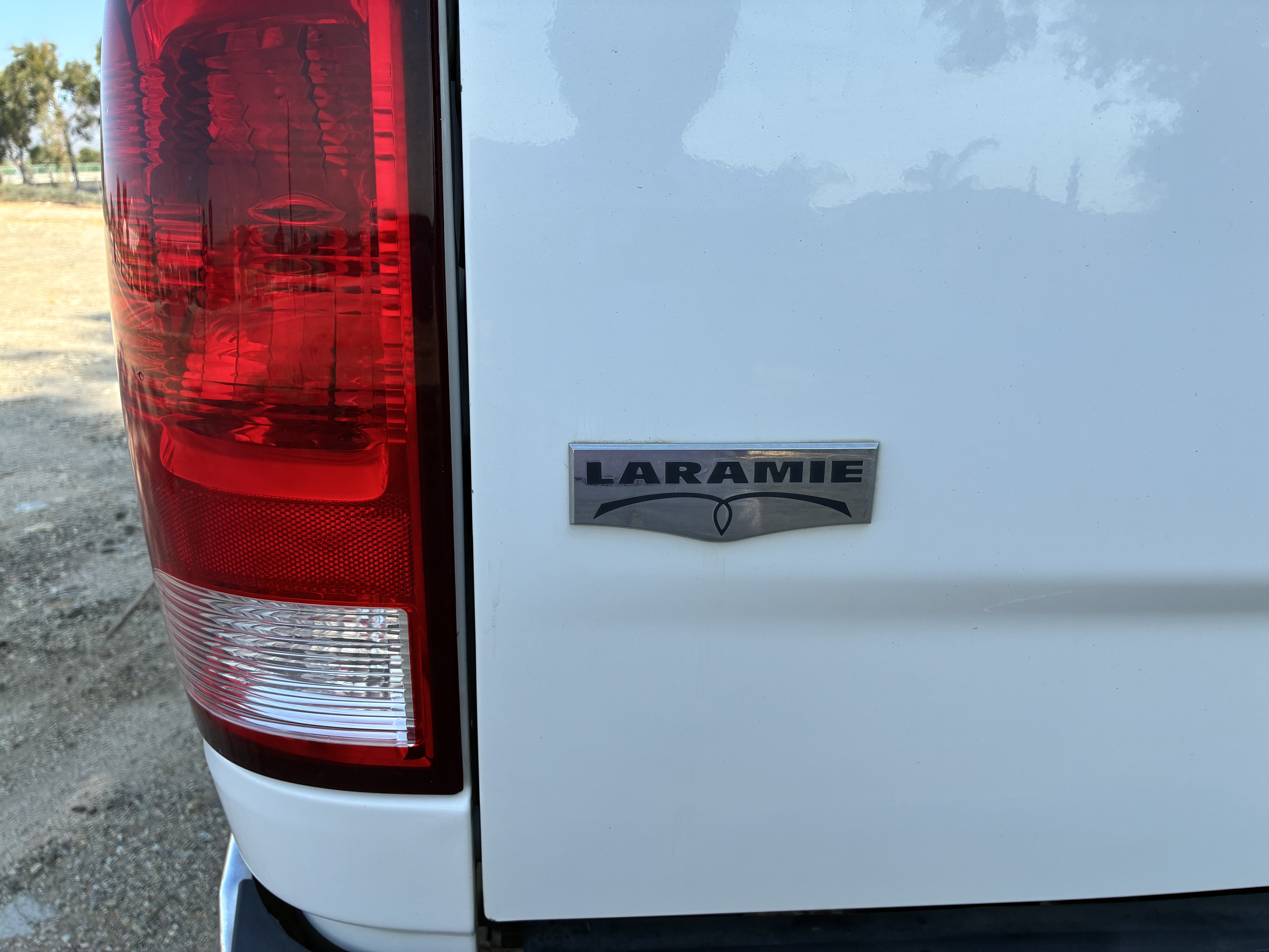 Used 2011 RAM 2500 Laramie AWD/4WD image 10