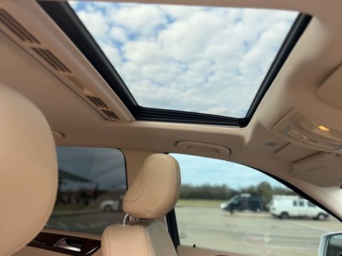 Used 2018 Mercedes-Benz GLE 350 350 Sport Utility 4D image 5