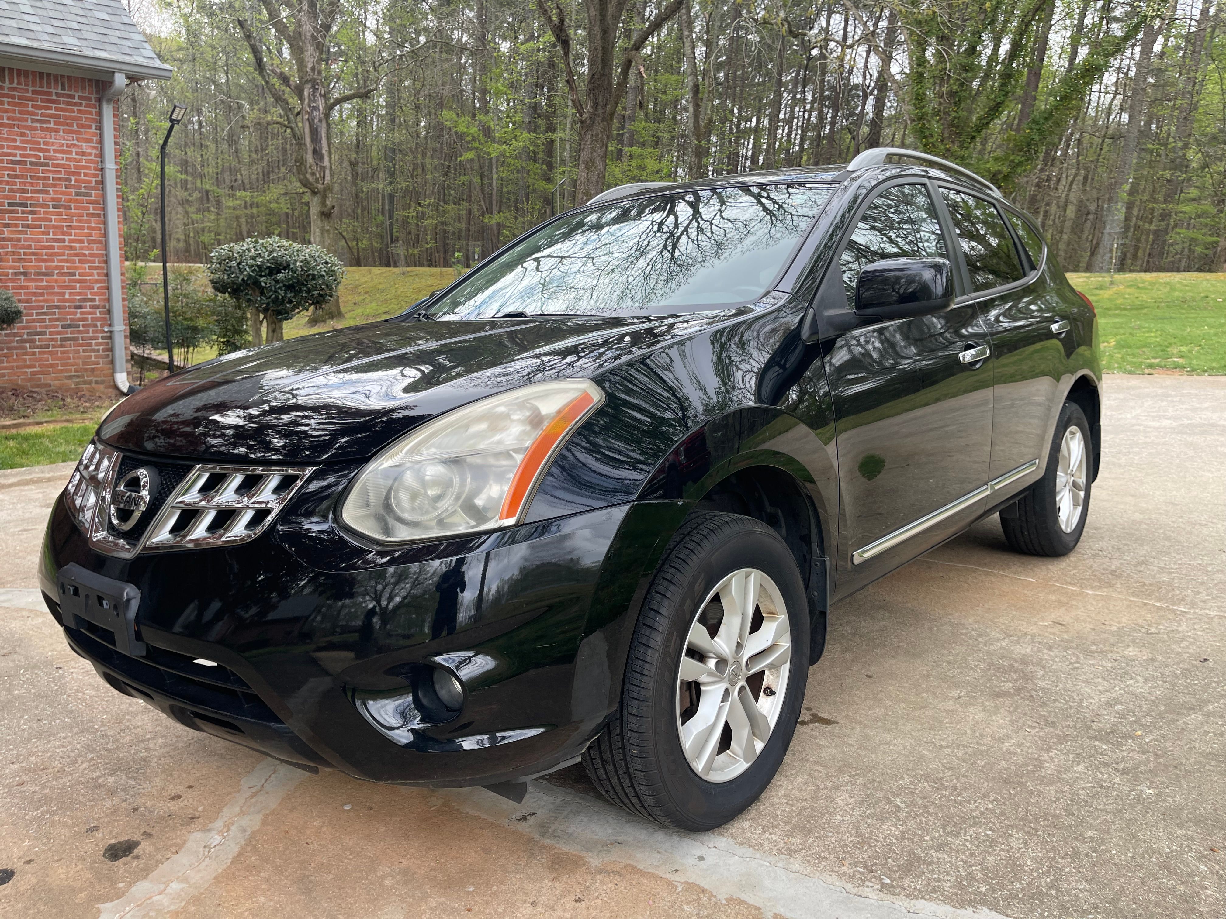Used 2013 Nissan Rogue SV w/ Premium Pkg AWD/4WD image 4