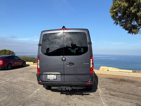 Used 2024 Mercedes-Benz Sprinter 2500 image 14