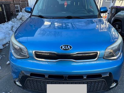 Used 2016 Kia Soul + w/ Designer's Package