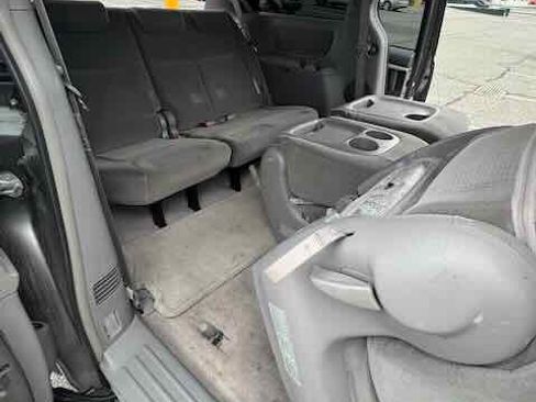 Used 2005 Toyota Sienna LE image 16