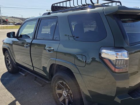 Used 2022 Toyota 4Runner Trail Special Edition image 6