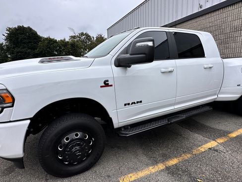 Used 2023 RAM 3500 Laramie w/ Night Edition image 22