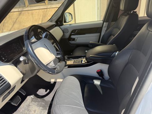 Used 2021 Land Rover Range Rover P525 Westminster Edition image 10