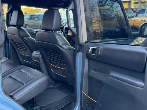 Used 2024 Ford Bronco Badlands image 13