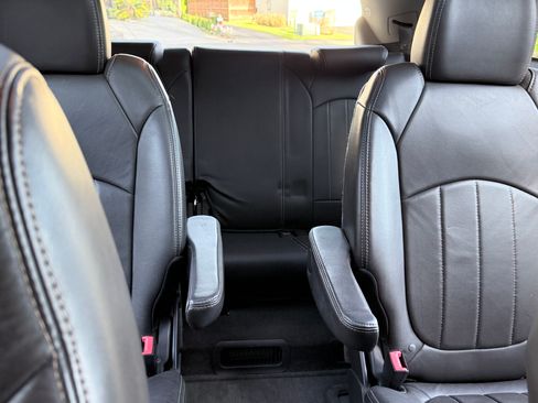 Used 2013 Buick Enclave Leather w/ Trailering Provision Package image 12