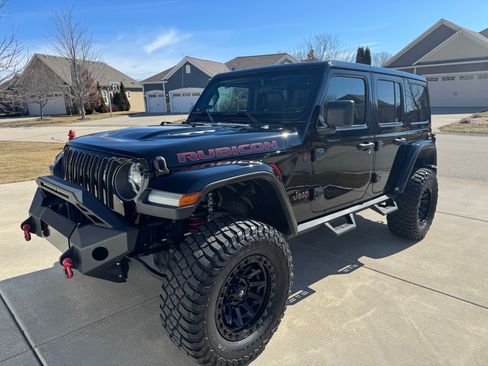 Used 2021 Jeep Wrangler Unlimited Rubicon w/ LED Lighting Group image 4