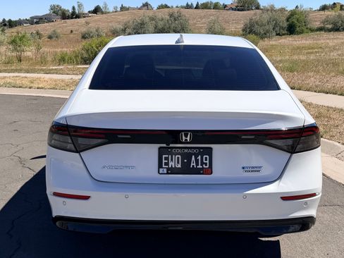 Used 2025 Honda Accord Touring image 8