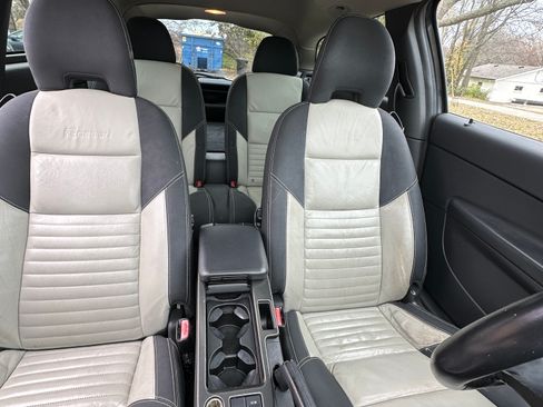 Used 2010 Volvo C30 T5 R-Design image 14