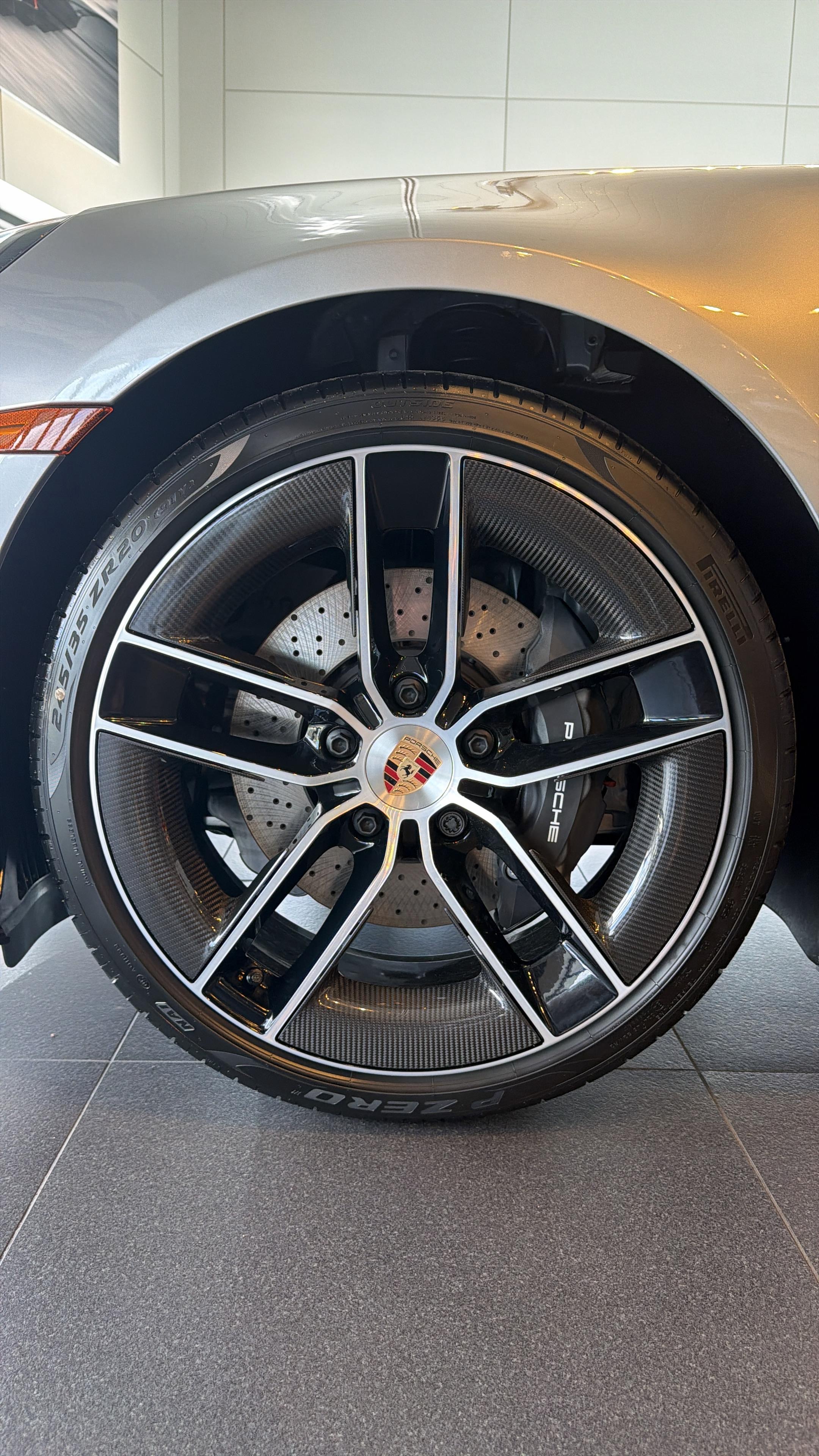 Used 2026 Porsche 911 Carrera RWD image 8