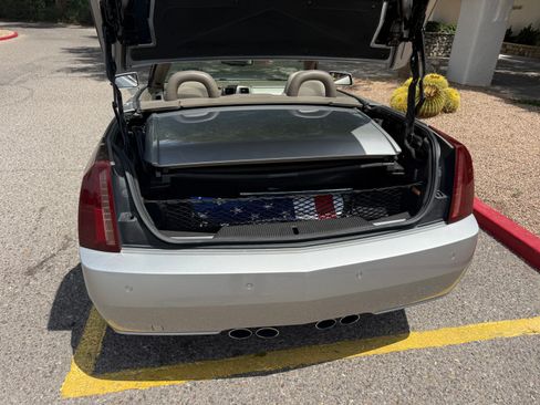 Used 2004 Cadillac XLR RWD image 14