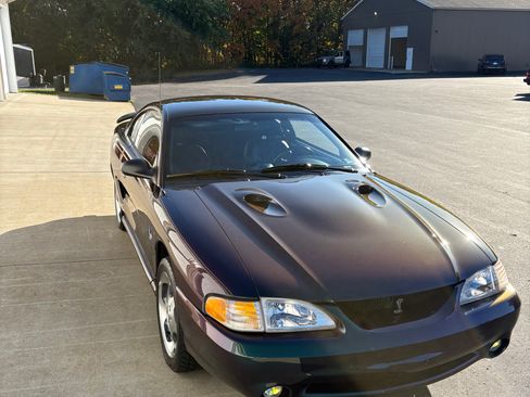 Used 1996 Ford Mustang Cobra image 4
