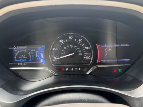 Used 2013 Lincoln MKZ Hybrid FWD image 6