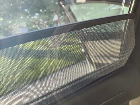 Used 2007 Mercedes-Benz S 550 image 10