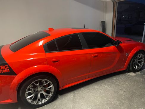 Used 2023 Dodge Charger SRT Hellcat image 1