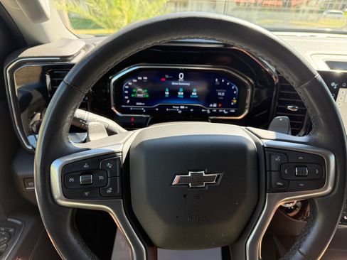 Used 2023 Chevrolet Silverado 1500 RST AWD/4WD image 8
