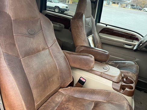 Used 2003 Ford F250 King Ranch image 14