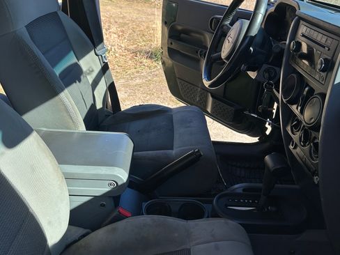 Used 2008 Jeep Wrangler Unlimited X AWD/4WD image 14