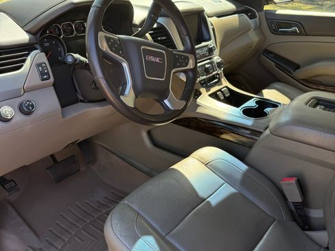 Used 2015 GMC Yukon XL SLT w/ Open Road Package image 16