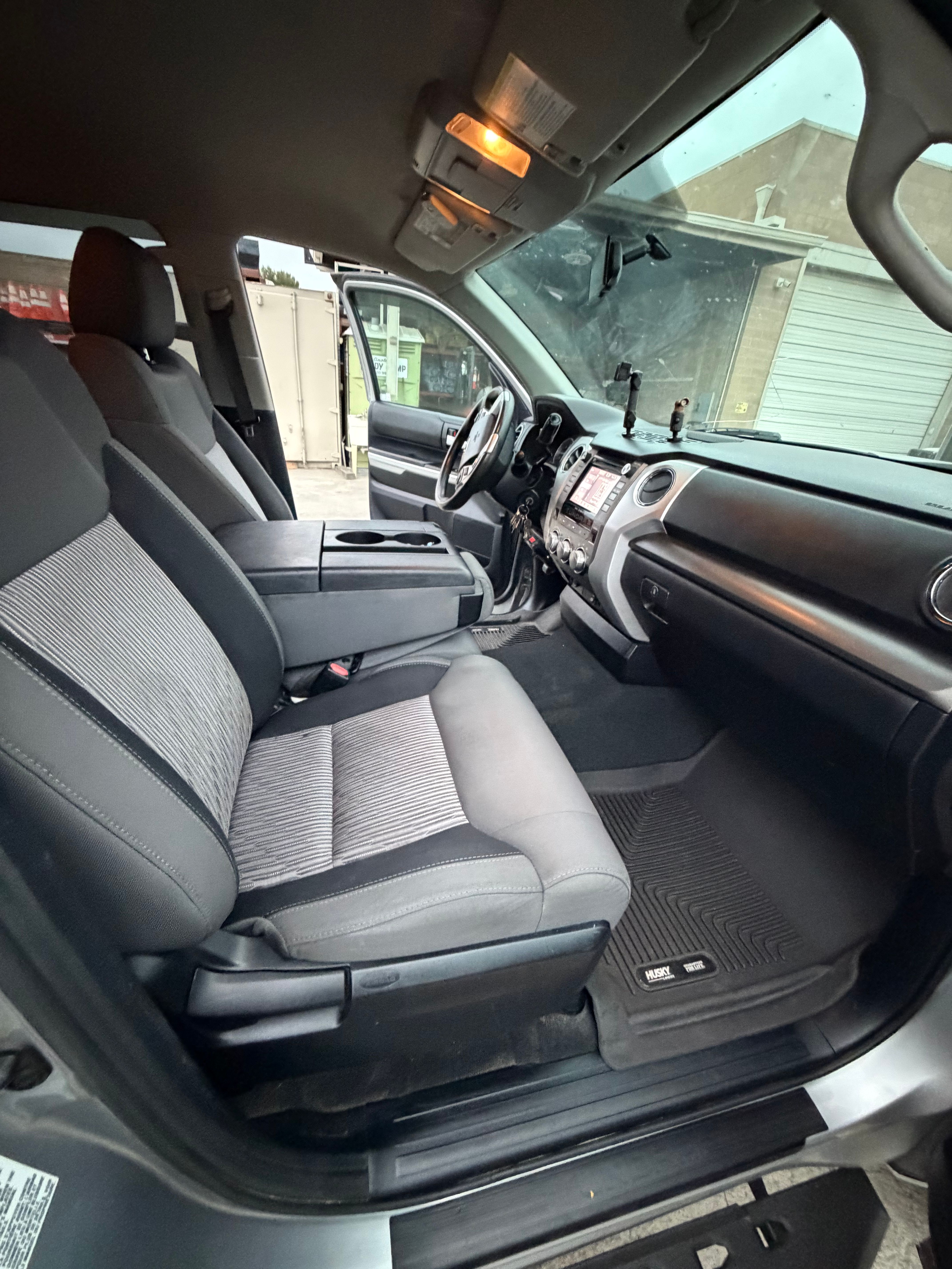 Used 2014 Toyota Tundra SR5 RWD image 13