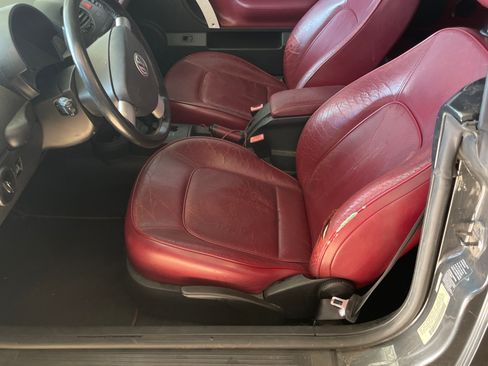 Used 2005 Volkswagen Beetle GLS image 8