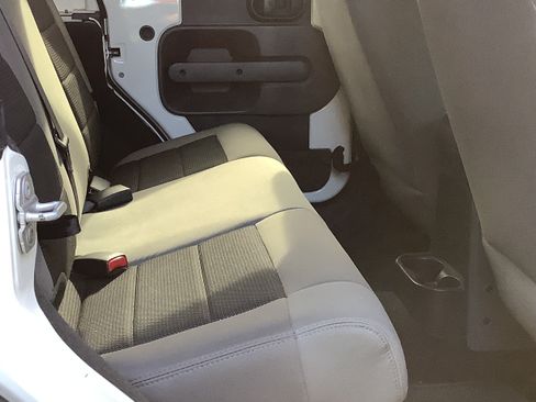 Used 2009 Jeep Wrangler Unlimited X image 12