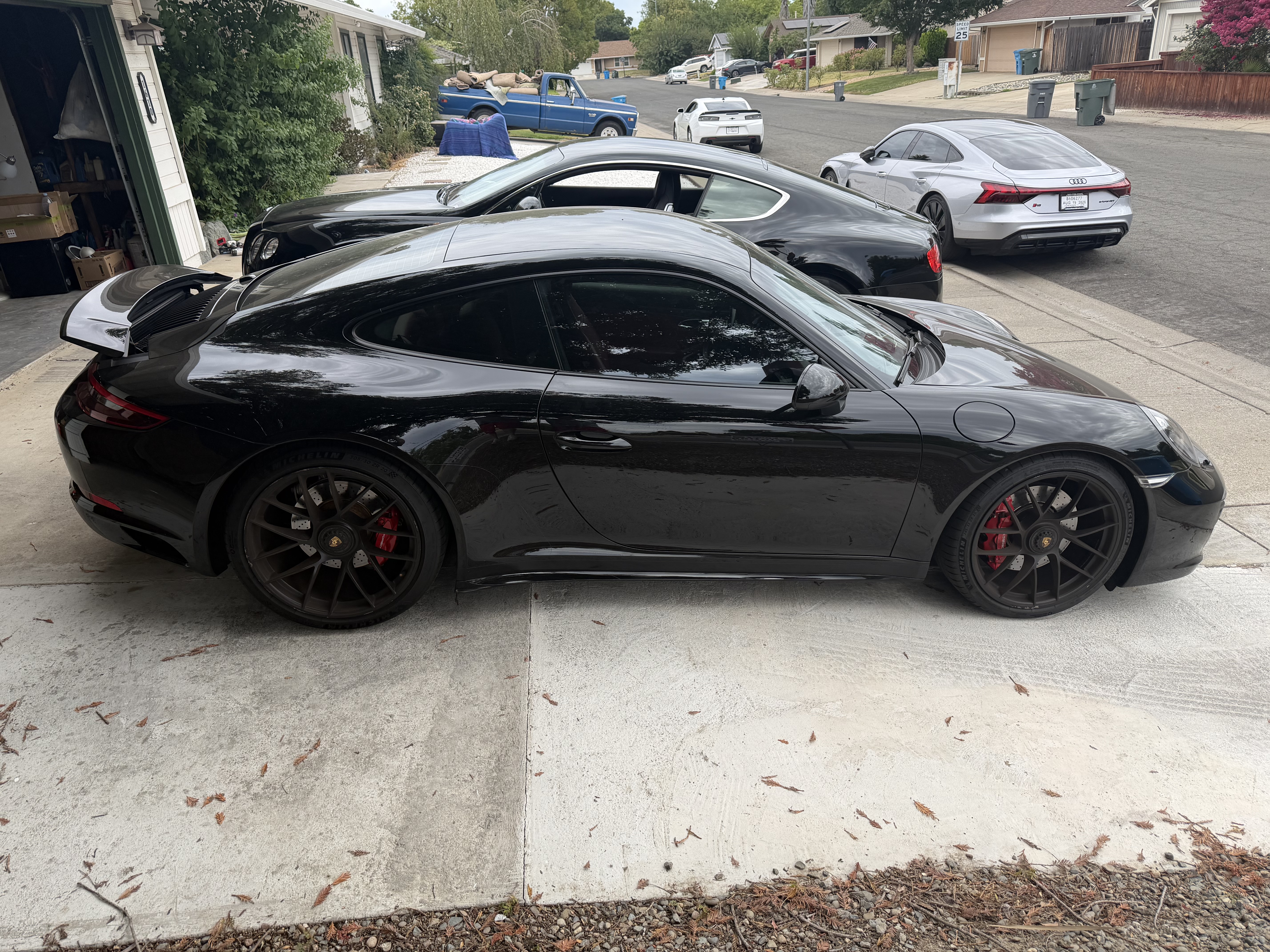 Used 2017 Porsche 911 GT3 RS image 12