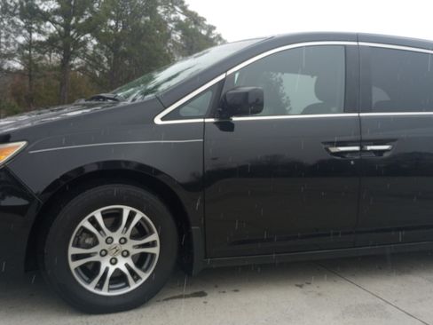 Used 2011 Honda Odyssey EX-L image 2